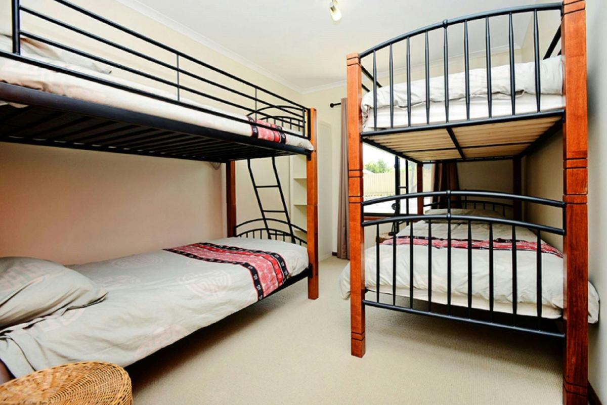 Ikumi bunk fun!