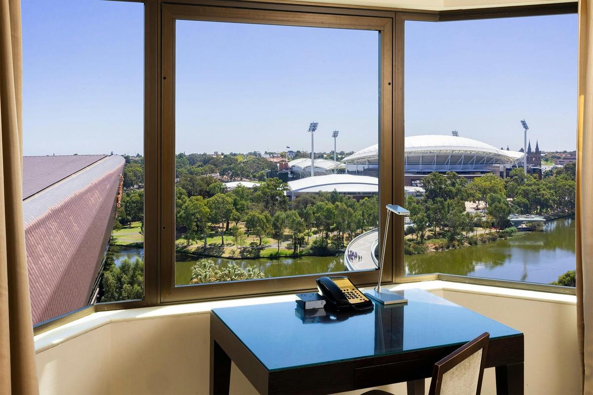 King Classic River View