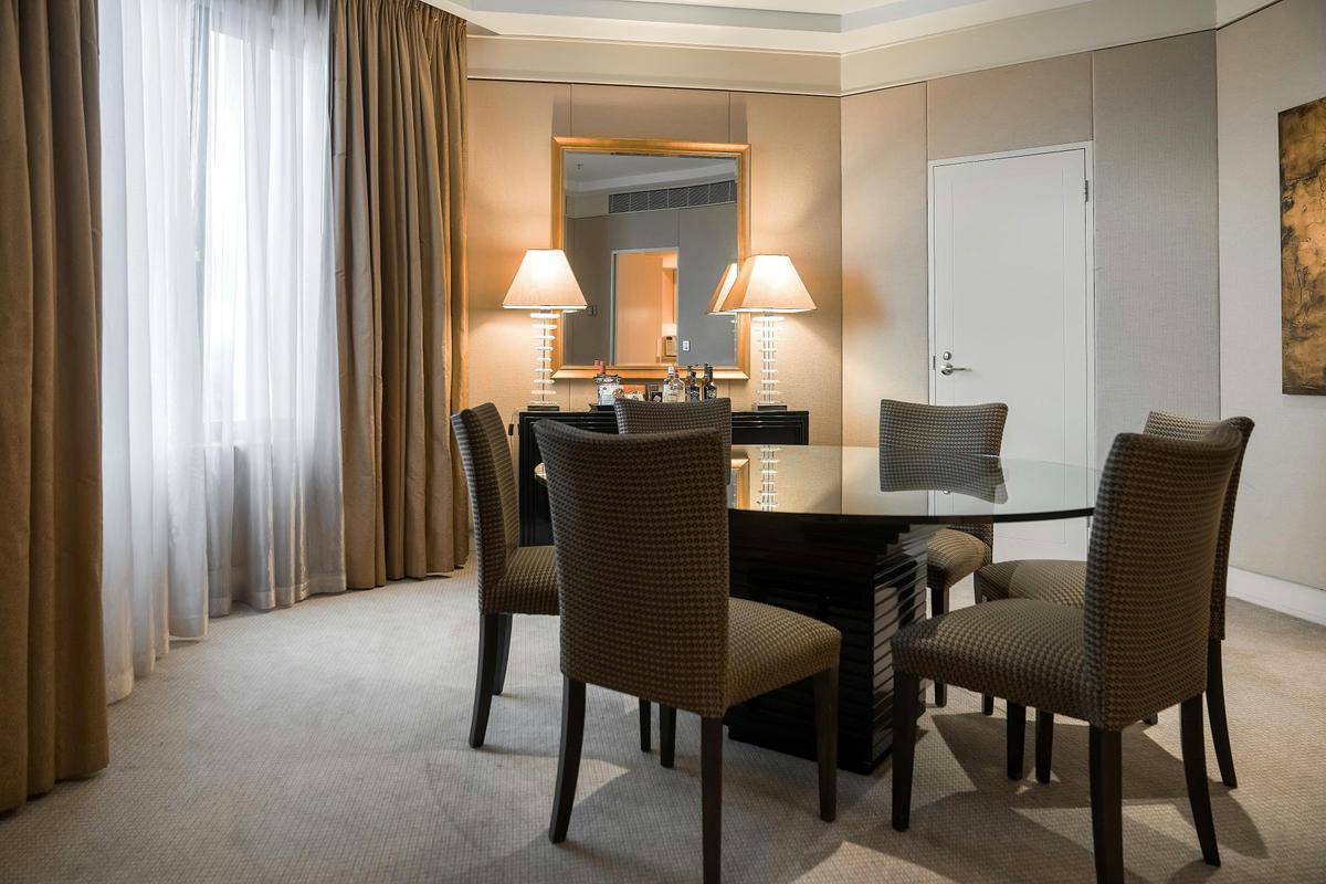 King Presidential Suite