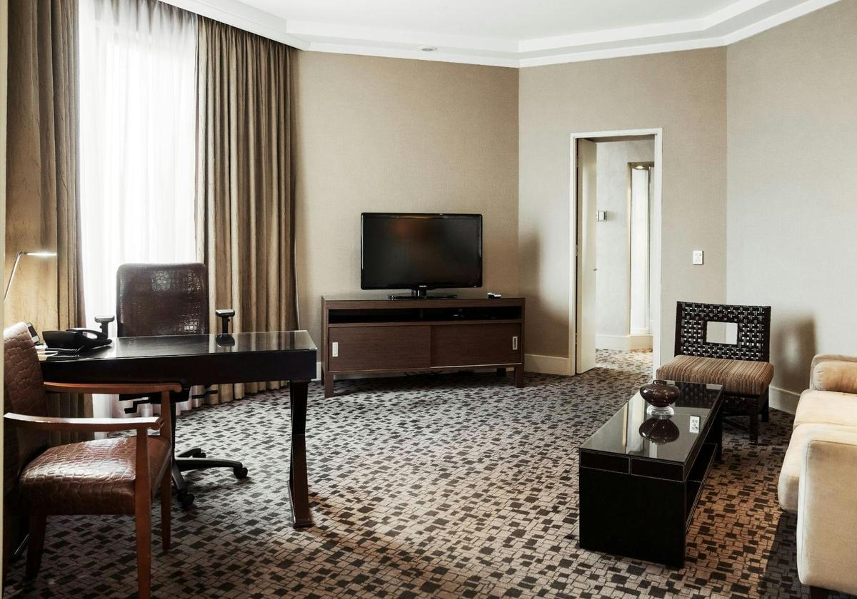 One Bedroom Luxury Suite