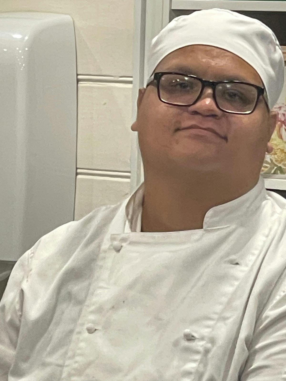 Colin our apprentice Chef learning to cook bush foods for our customers.