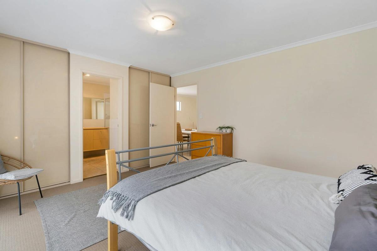 Bedroom 2 (downstairs)