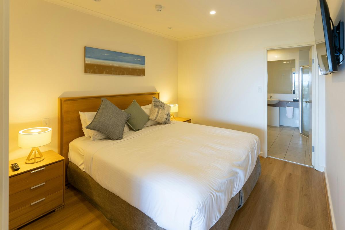 Standard King Spa Suite