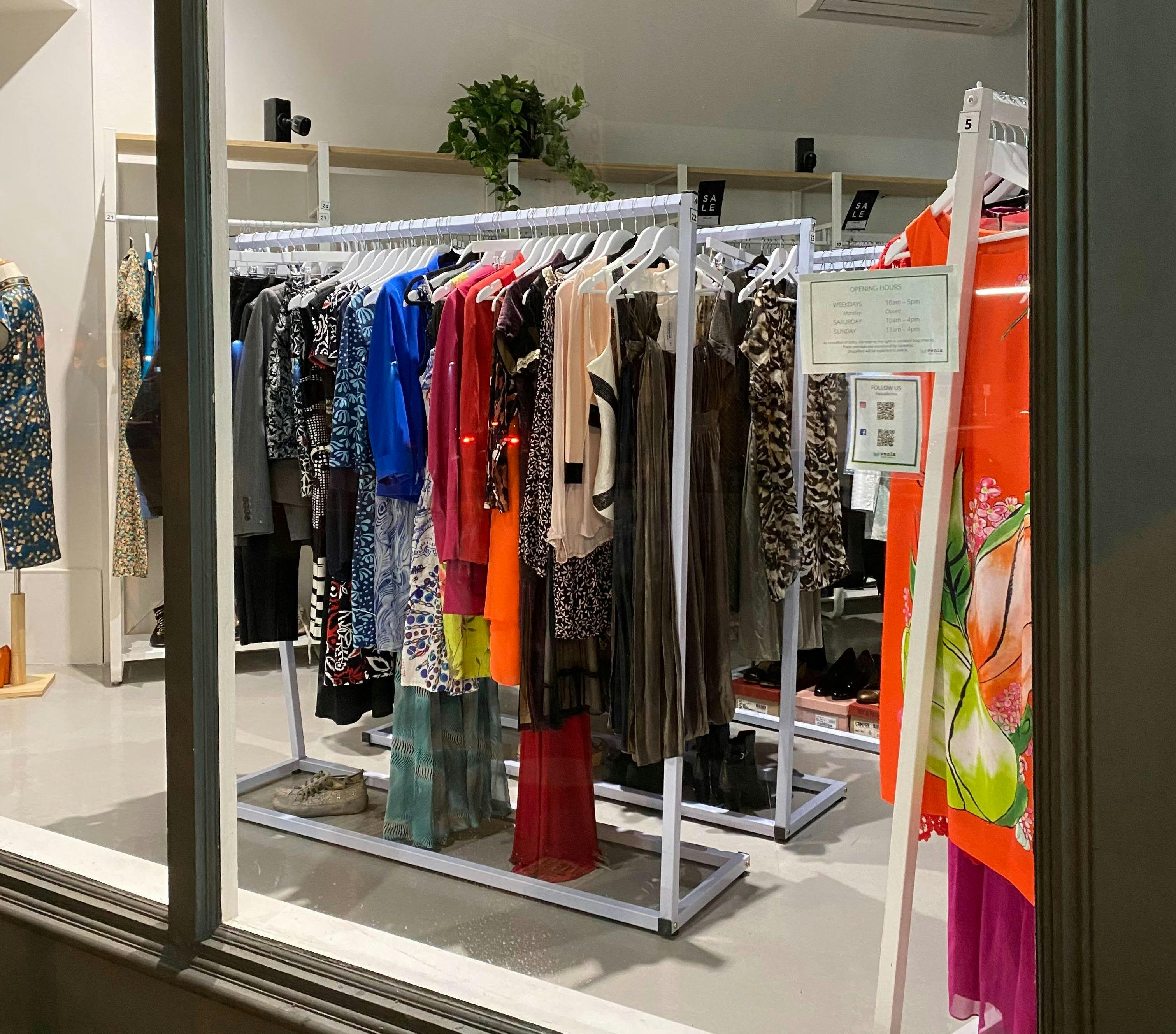 Venla Resell + Relove, Balmain