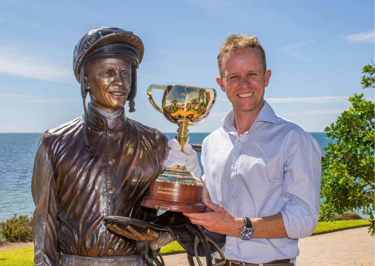 Kerrin McEvoy and his life-size bronze statue