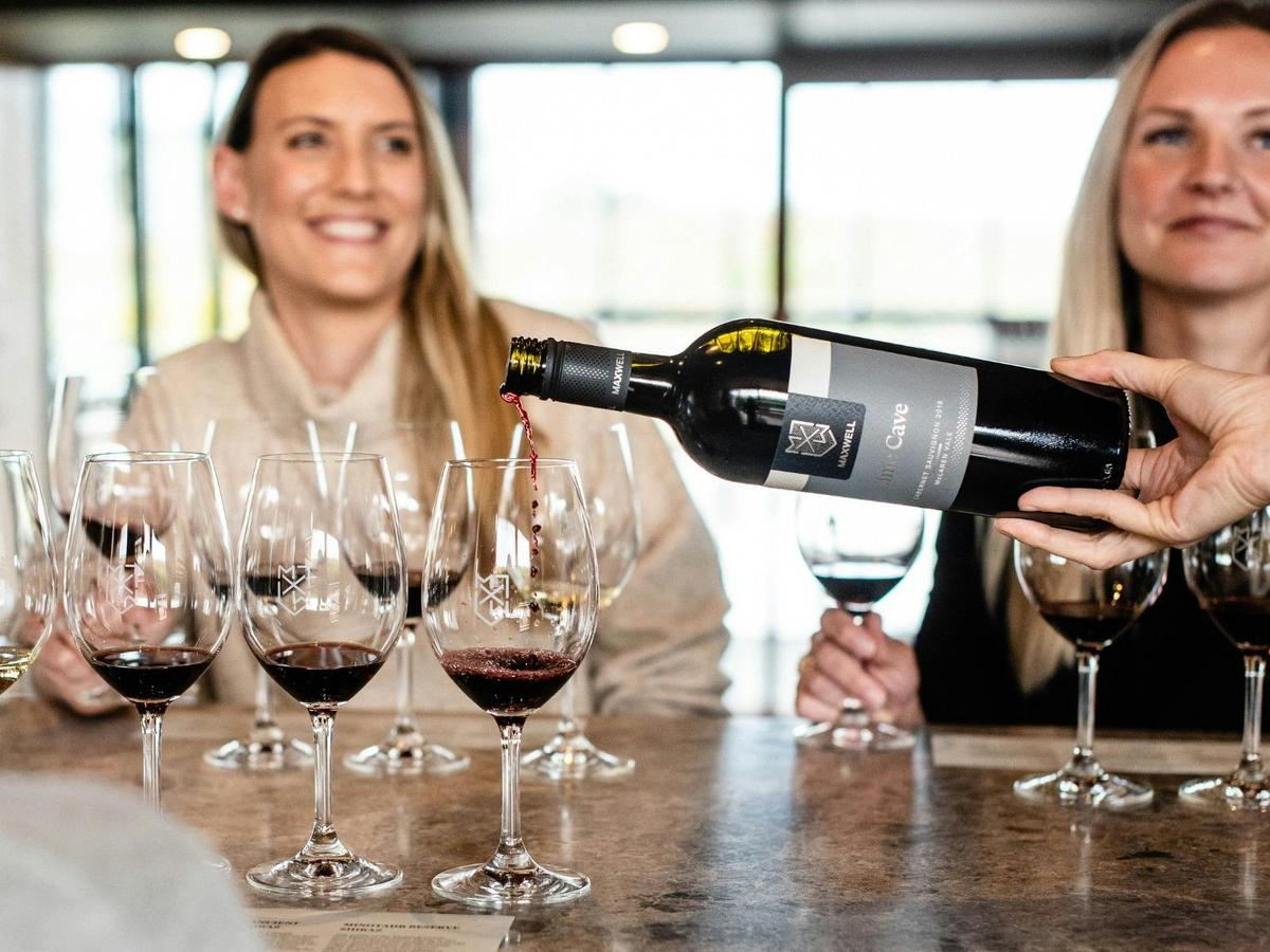 Winery Heritage Tour and Premium Wines Tasting