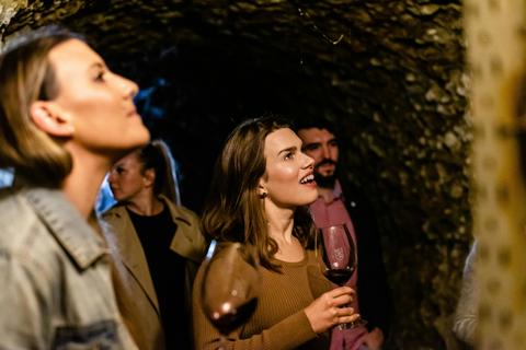Winery Heritage Tour and Fine Dining Lunch