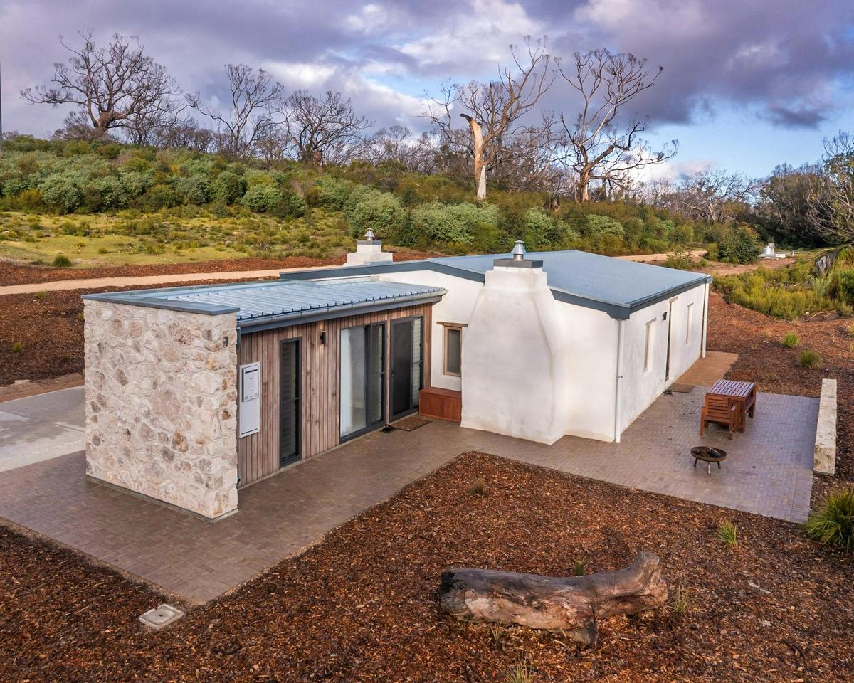 External view of May's Homestead