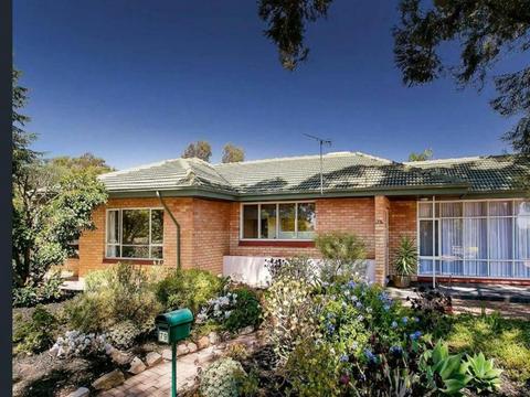 Large Group House in Pasadena – South Australia