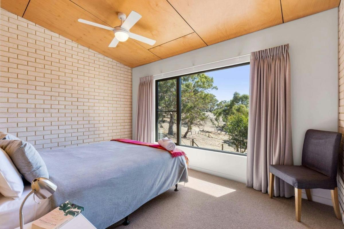 Premium queen room at Tara Hills Retreat Centre