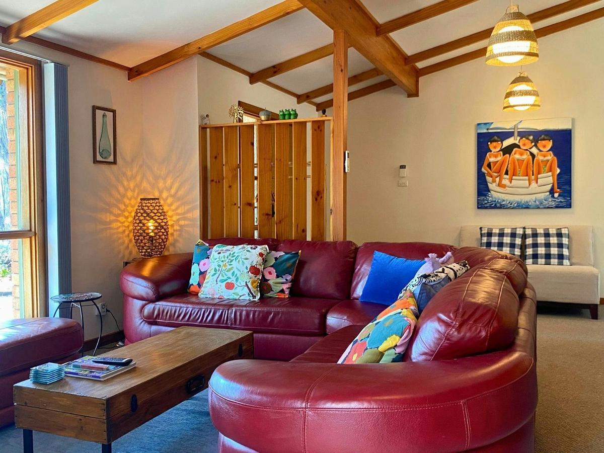 Lavender Cottage Coastal Charm and Tranquil Escapes