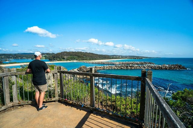 Bar Rock Lookout and Australia Rock