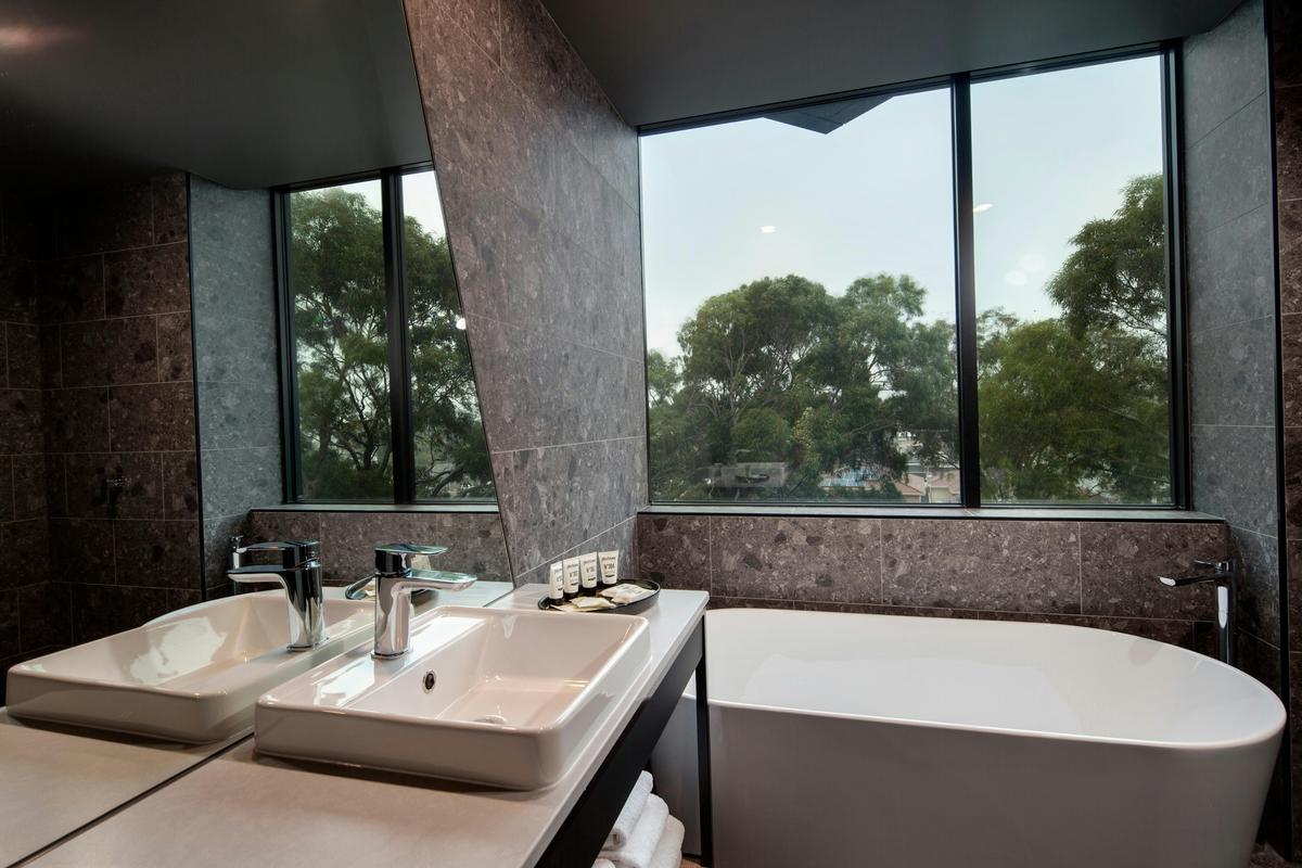Nook Room - Bathroom