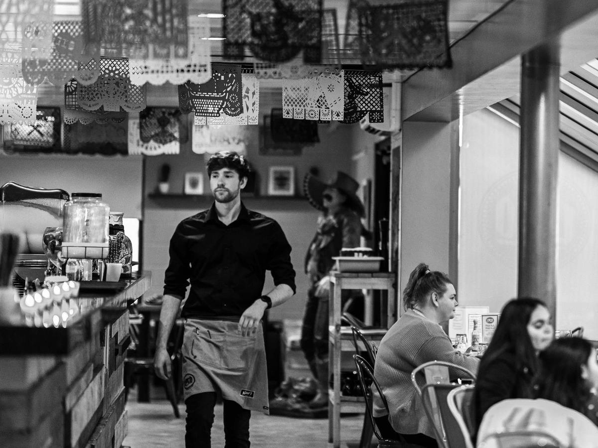 loco main dining area