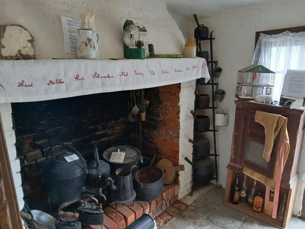 Cottage kitchen