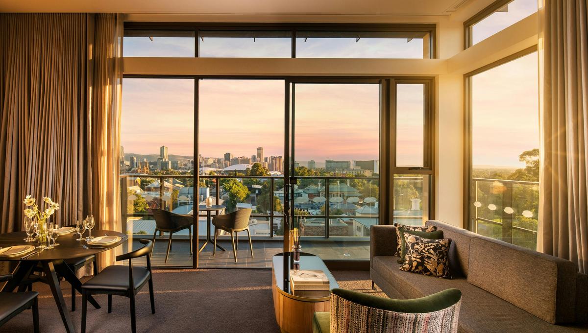 Majestic M Suites - Higher Floors Panoramic Views