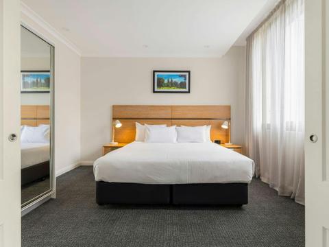 One Bedroom Deluxe Apartment