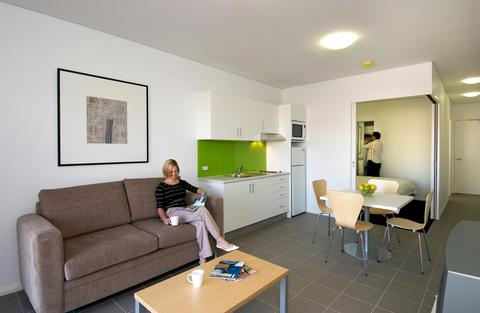 Deluxe One Bedroom Apartment