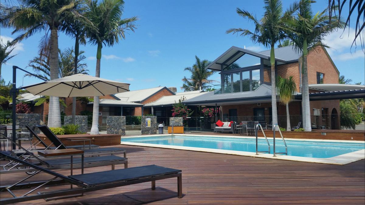 Pool deck