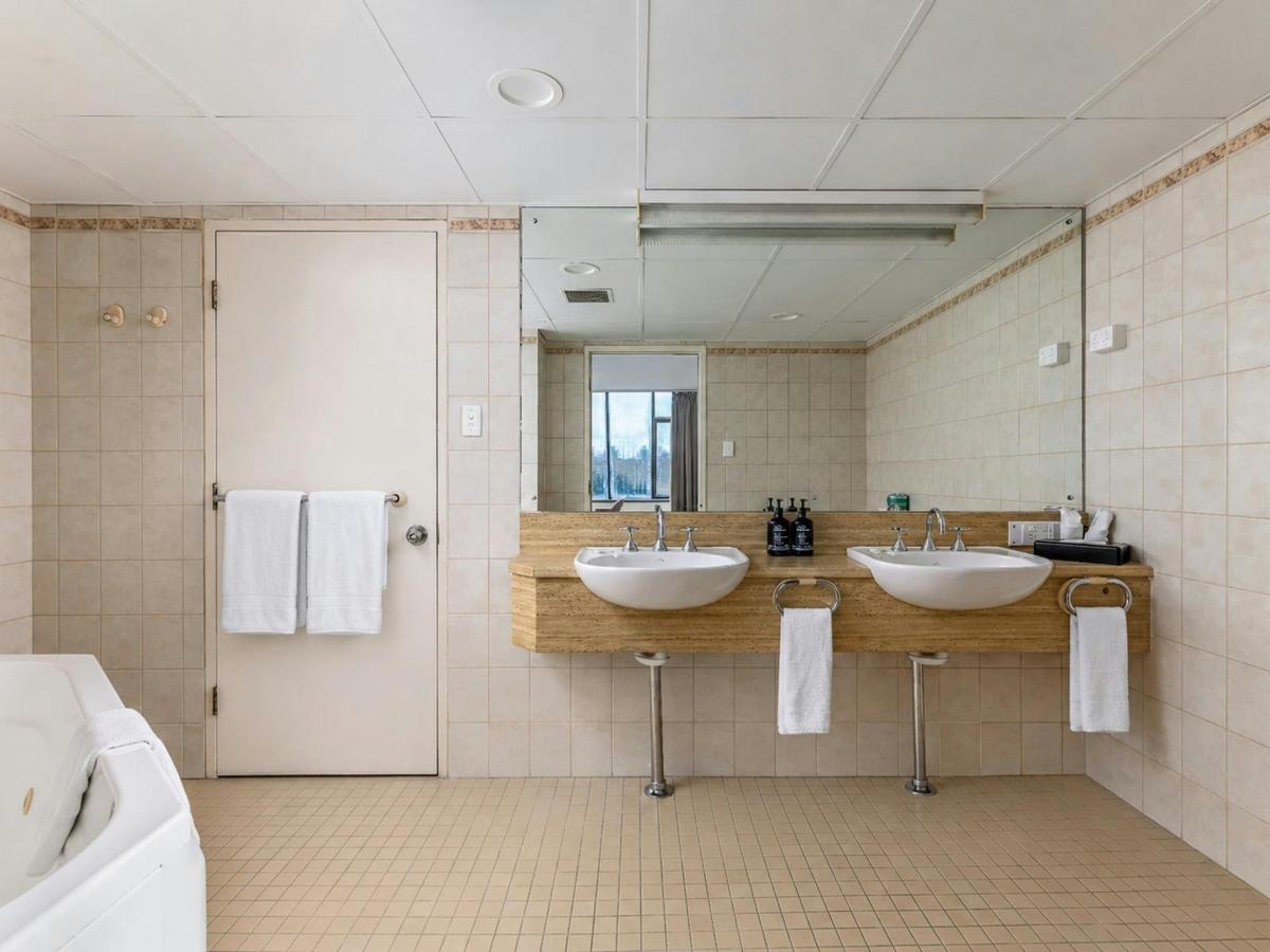 Executive Spa Room