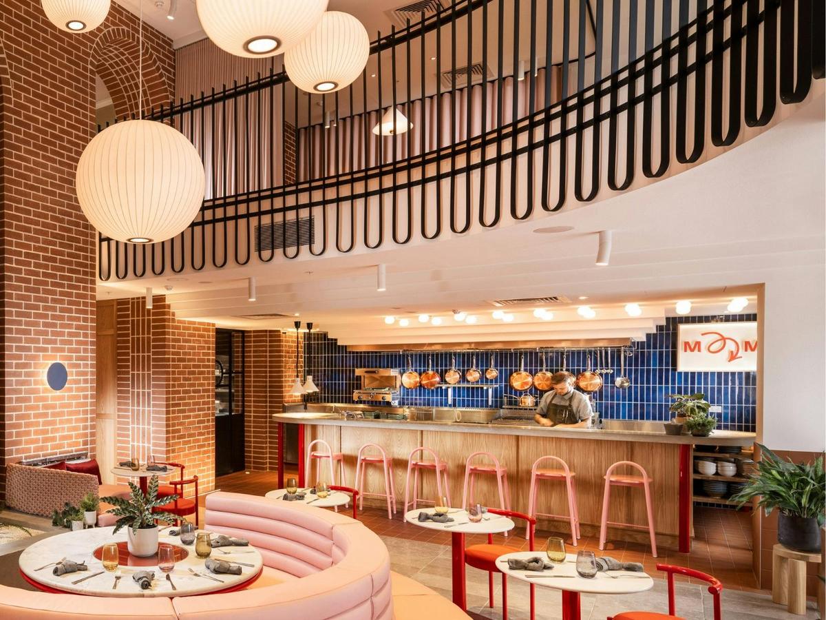 Market & Meander Restaurant Dining Area