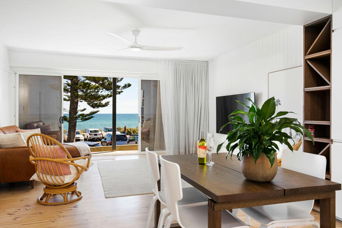Luxury Beachfront Retreat