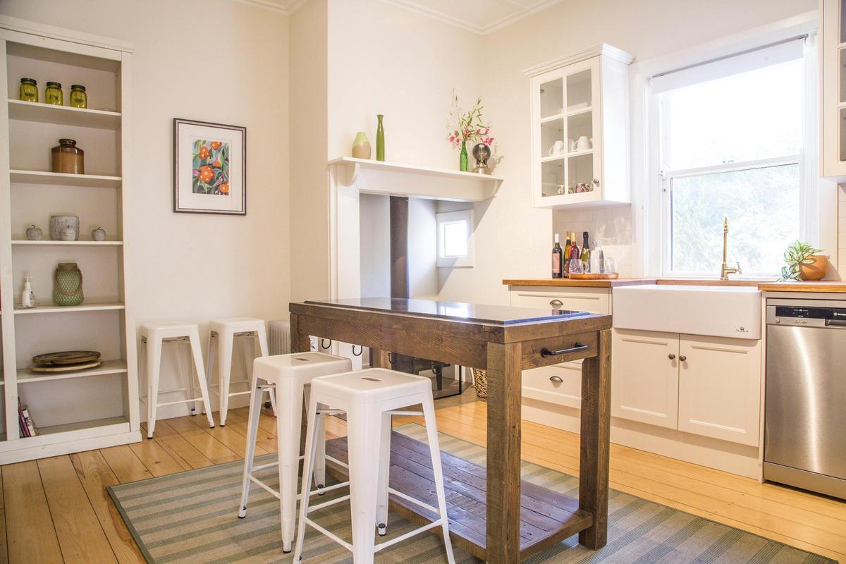 Kitchen Mataro