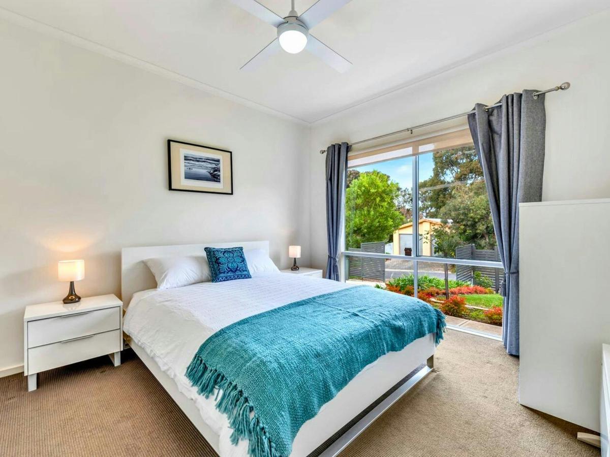 Modern Coastal with Sparkling Sea Views in Victor Harbor