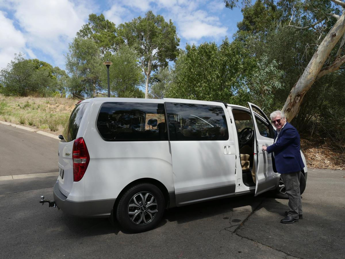 Adelaide Hills Wine Tour