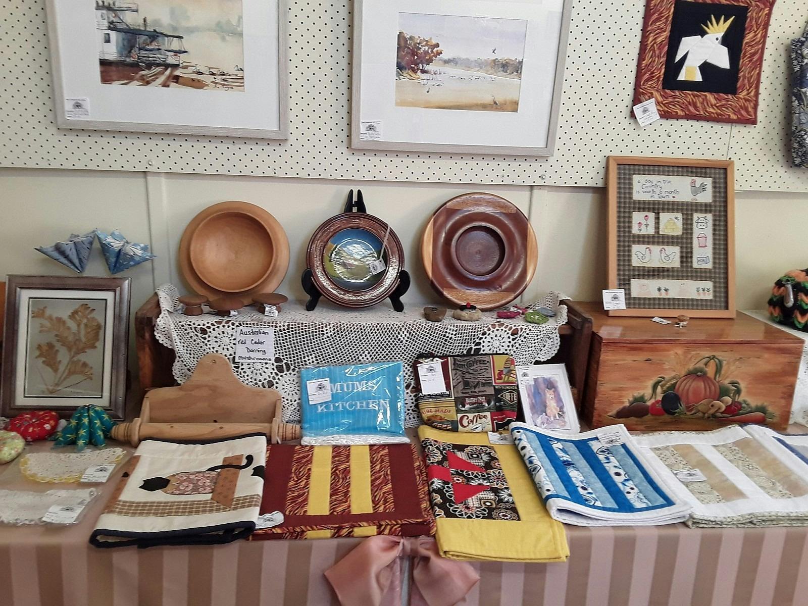 Vacy arts and crafts