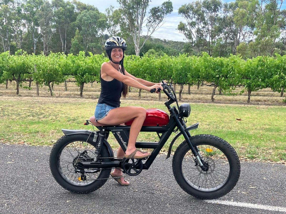 McLaren Vale eBike Tour from Visitor Information Centre - SA eBikes