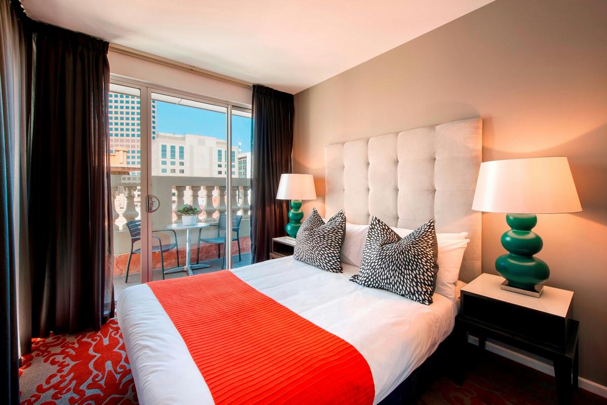 Luxurious Apartment style accommodation in the heart of the CBD