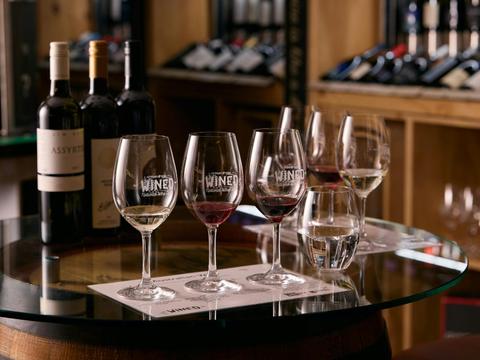 Hosted Tour + Tasting
