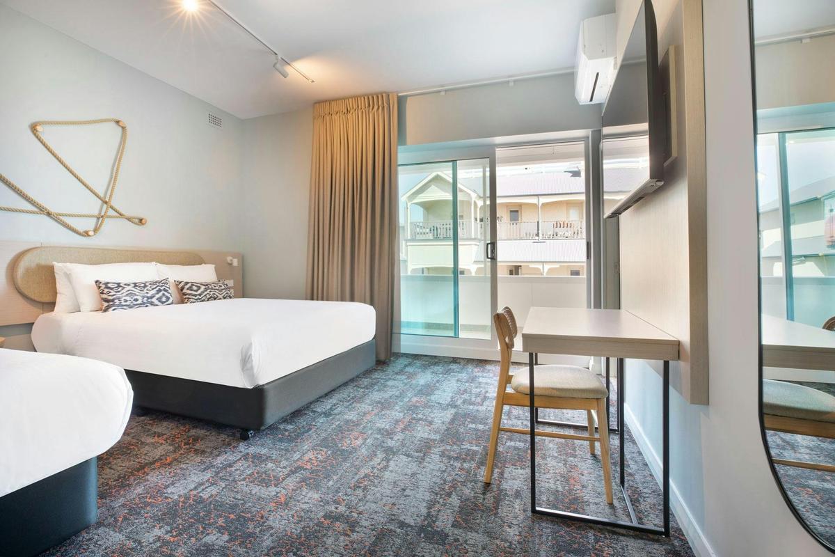 Guest room