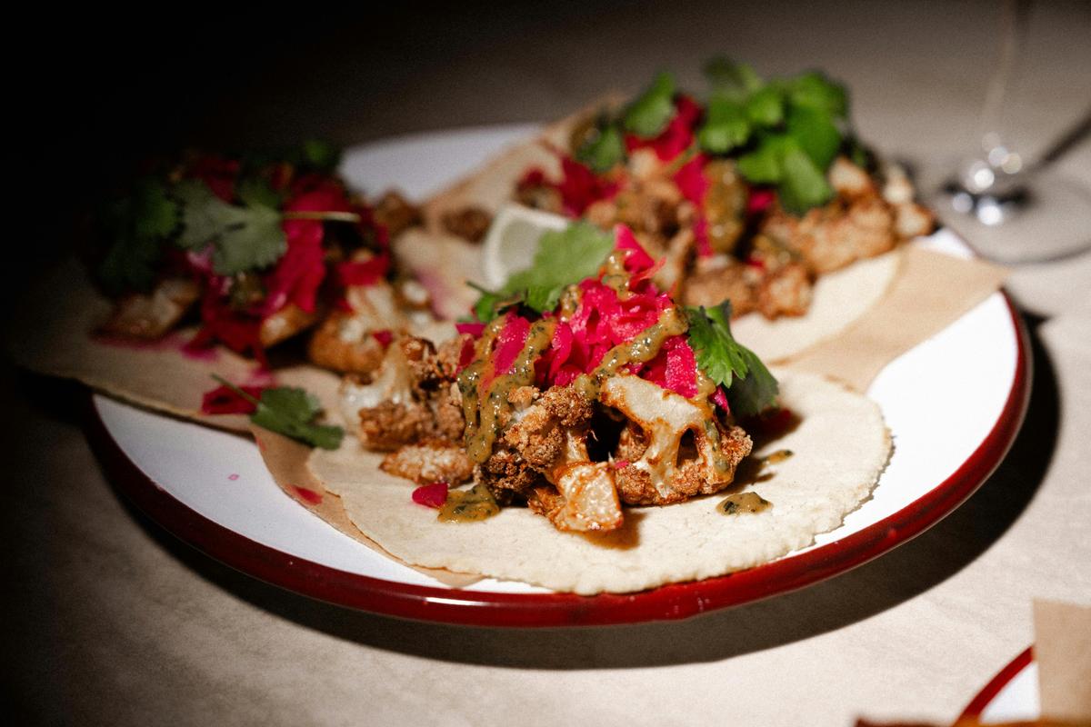 Tacos Sin Carne (V) - Cauliflower, pickled cabbage, spices, verde, martajada salsa