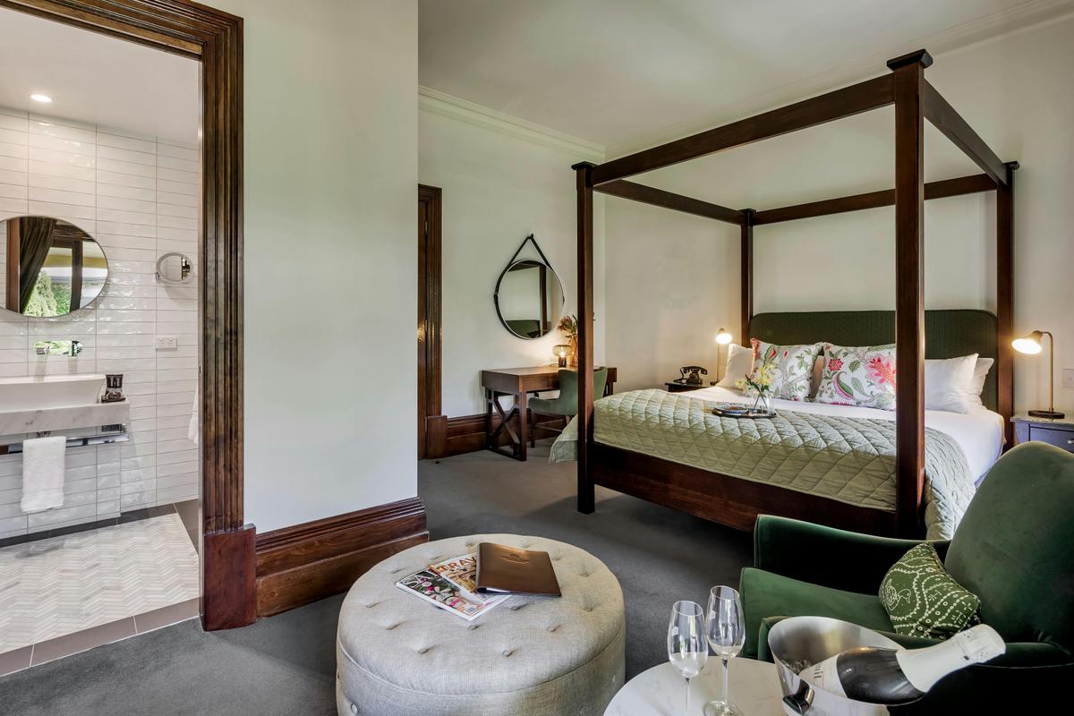 Piccadilly Garden Room