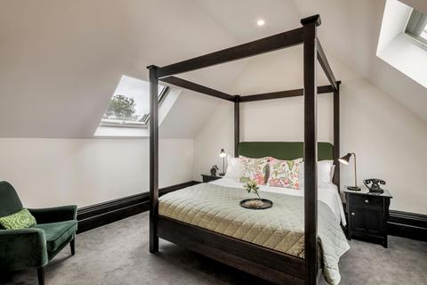 Tower Suite