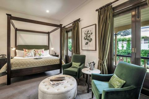 Piccadilly Garden Room