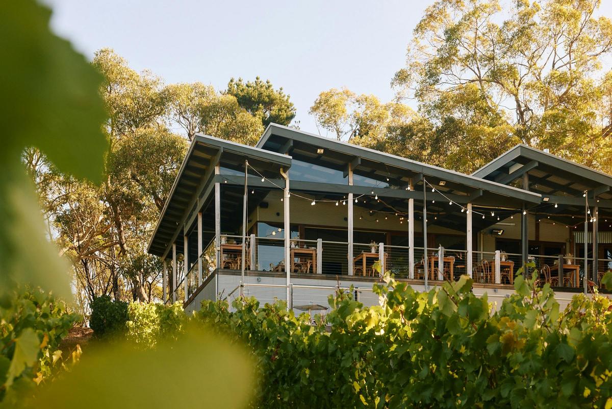 Mt Lofty Restaurant Outside View