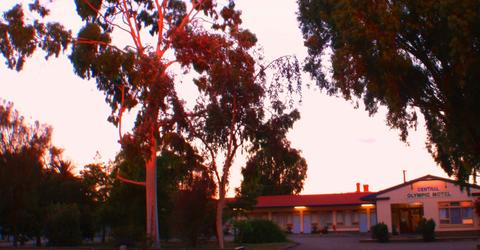 Murray Bridge Central Olympic Motel & Cottages