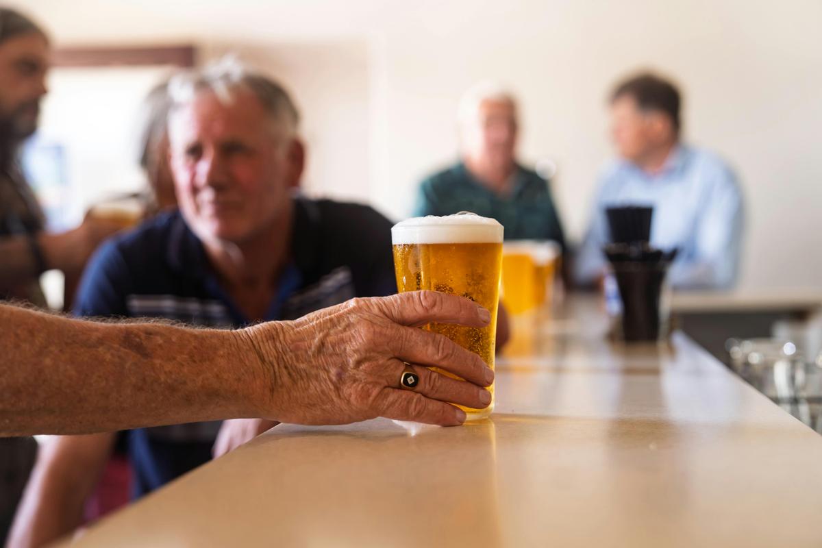 Come to The Old Bushman for a cold beer and a yarn with the locals!