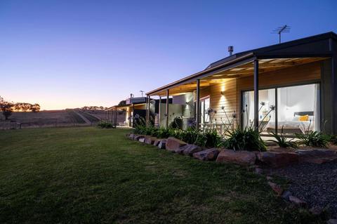 Old Bull Creek Luxury Retreat