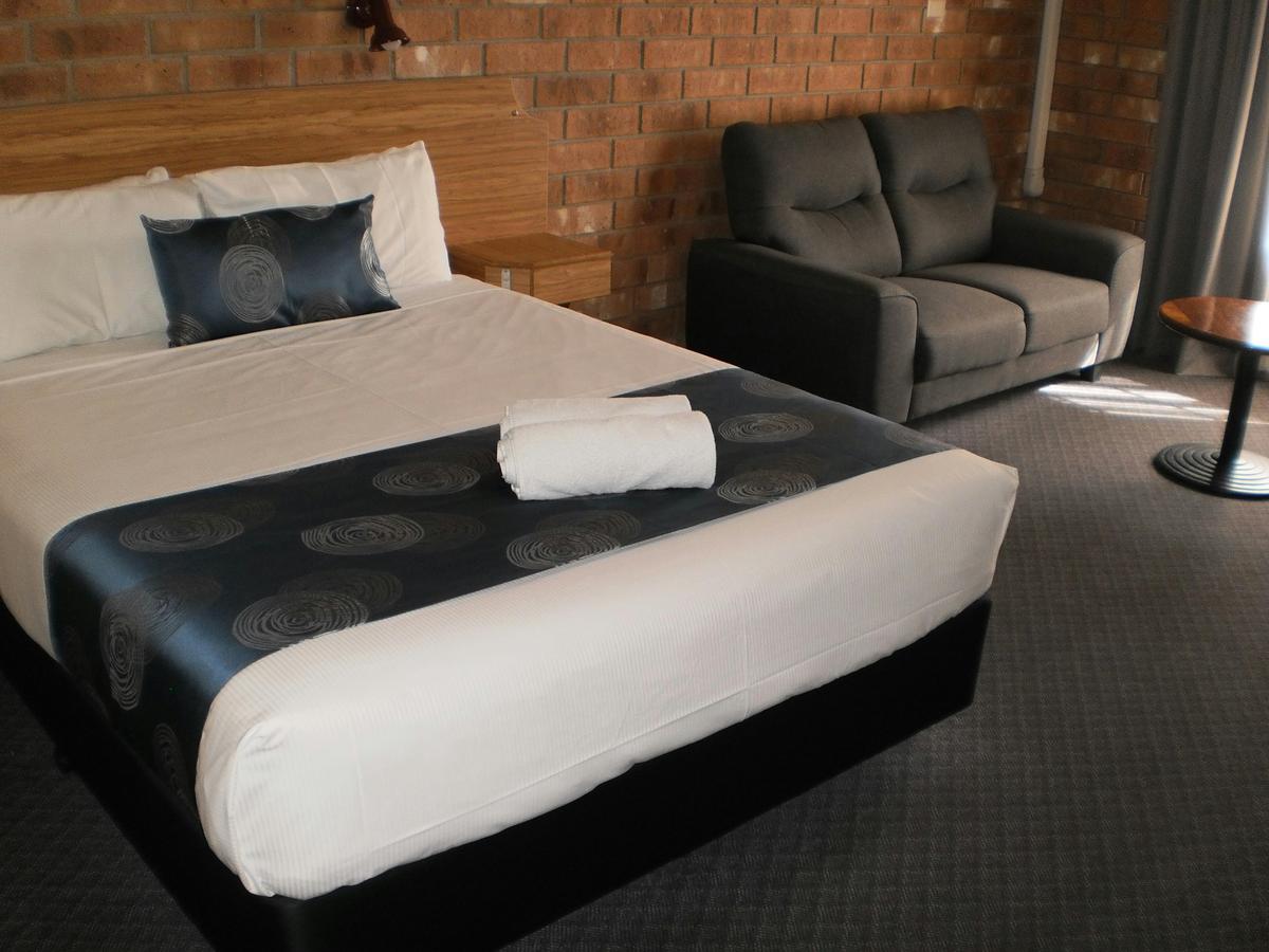 Deluxe Room Downstairs