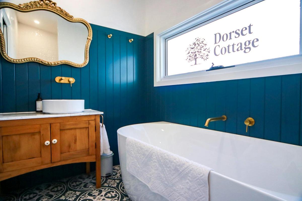 Dorset cottage bathroom