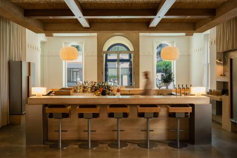 OMADA Bar & Grill
