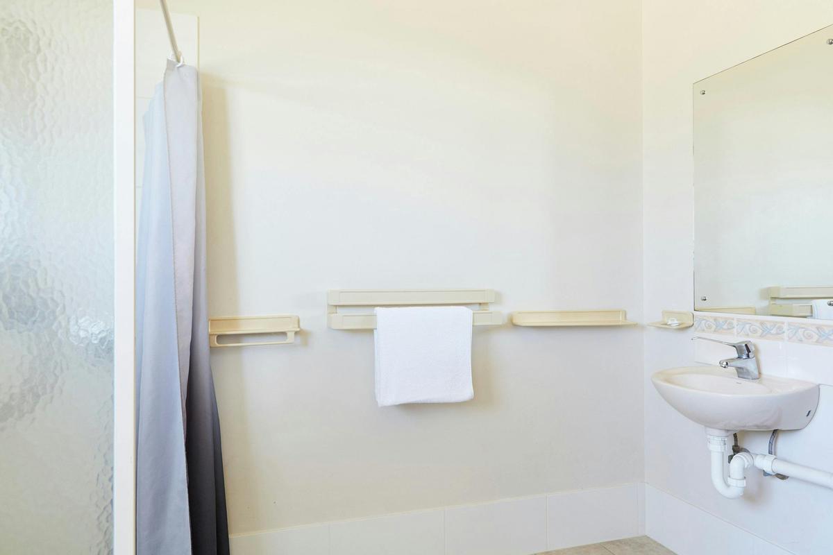 Waterview Cabin - Access Friendly