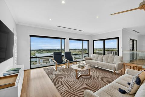 Ocean and Greens Normanville - Golfers or Family Entertainer