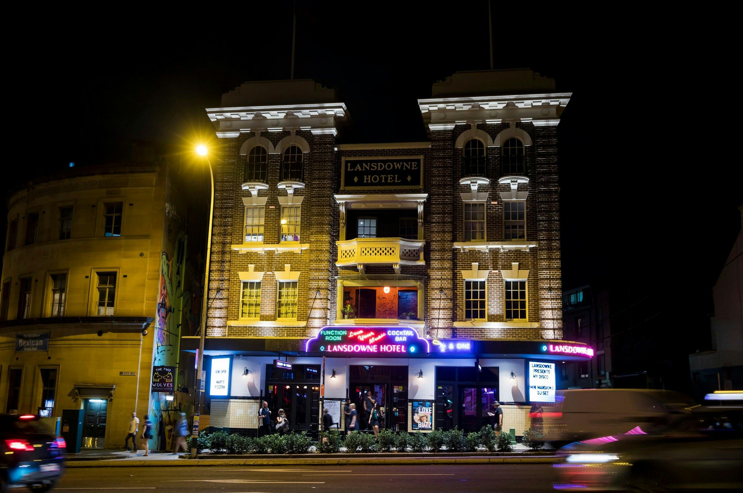 Landsdowne Hotel, Chippendale