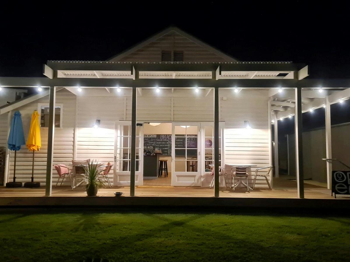 New Wave Wines is open until 9pm, Thursday to Monday.