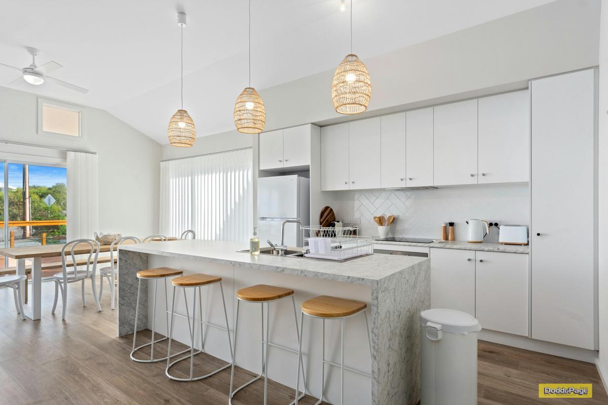 Kitchen / Dining